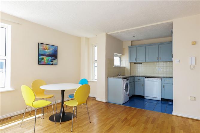 22 Galway Bay Apartments, Upper Salthill, Salthill, Galway