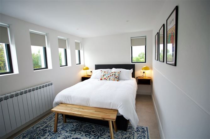 Contemporary School House,Vacation Rental in Roscommon, Ireland