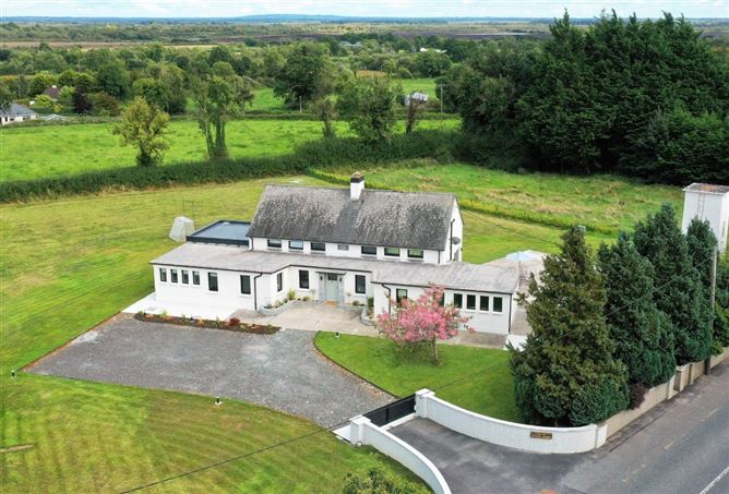 Contemporary School House,Vacation Rental in Roscommon, Ireland