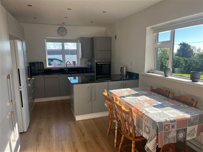 Kitts Lodge, Tara Hill, Gorey, County Wexford