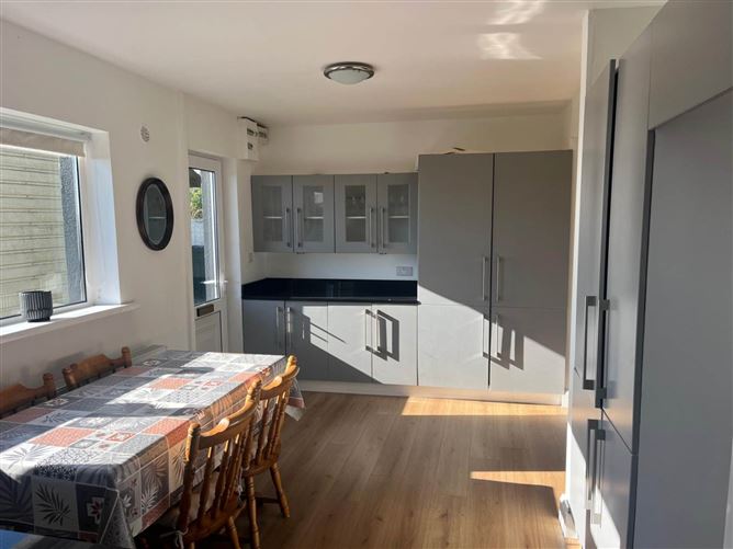 Kitts Lodge, Tara Hill, Gorey, County Wexford