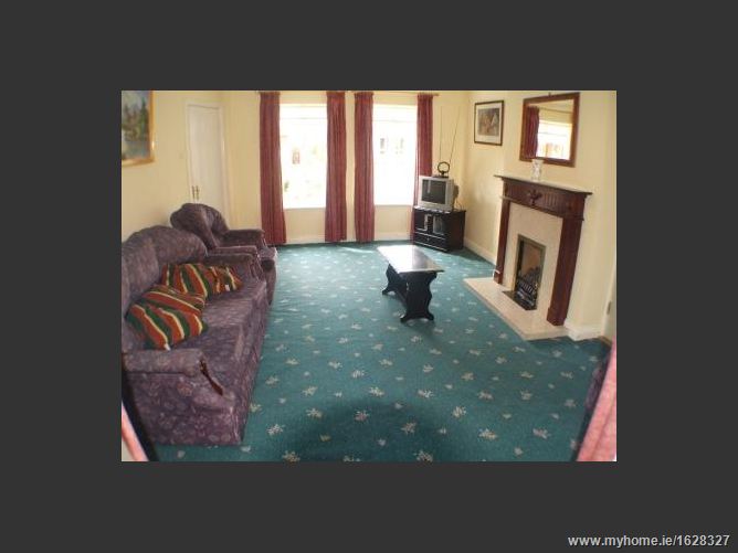 Castle Riada Crescent, Lucan,  Dublin West