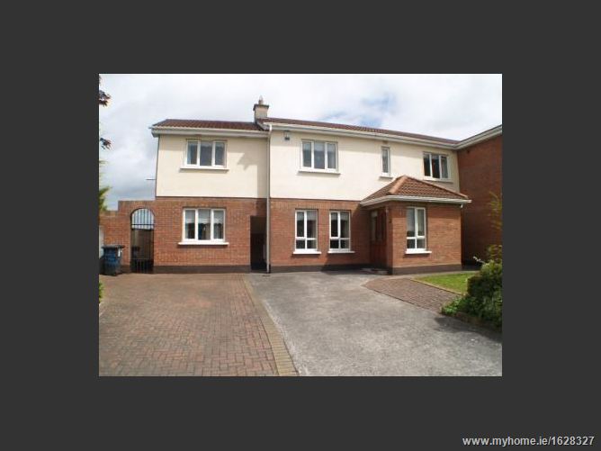 Castle Riada Crescent, Lucan,  Dublin West