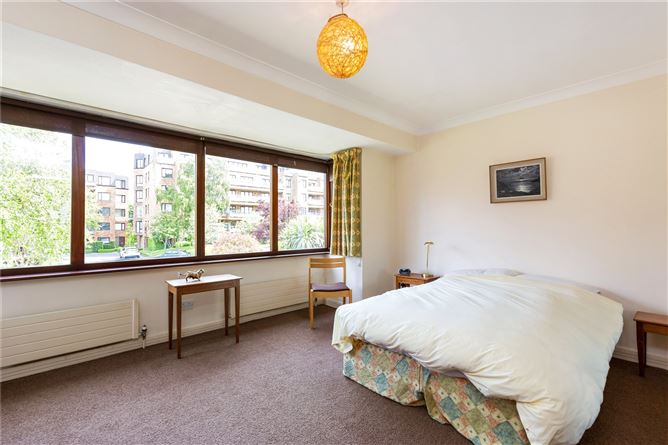 70 Merrion Village, Ballsbridge, Dublin 4
