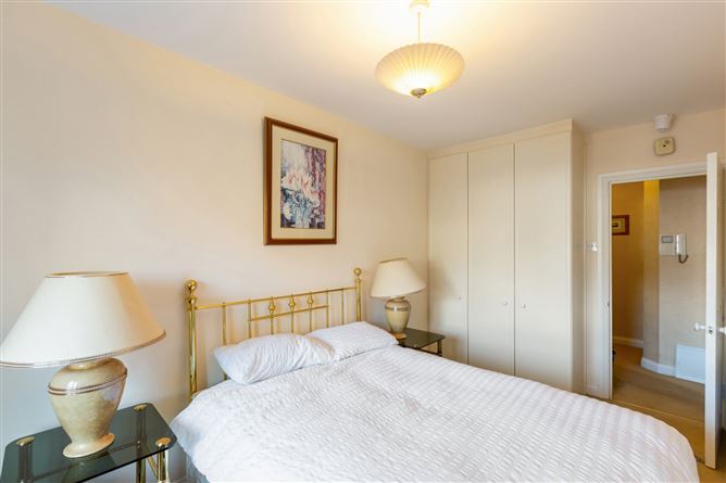 229 The Sweepstakes, Merrion Road, Ballsbridge, Dublin 4