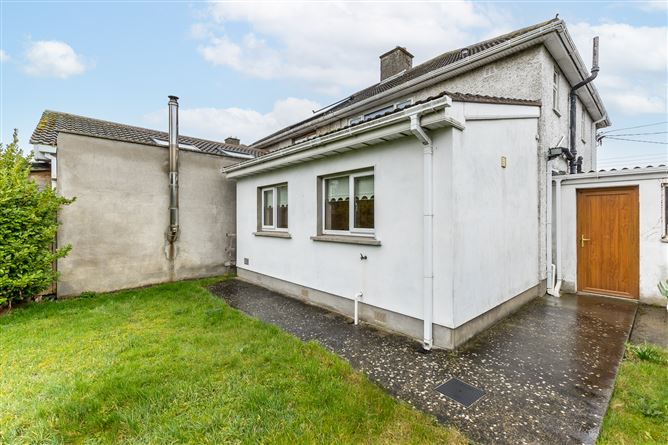 14 Shanowen Park, Santry, Dublin 9