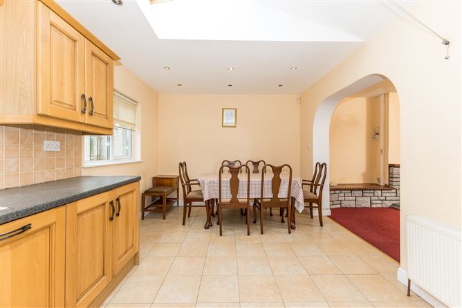 14 Shanowen Park, Santry, Dublin 9