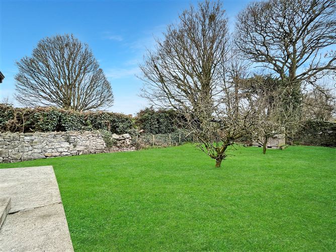 Renvyle, 14 Iona Drive, North Circular Road, Limerick