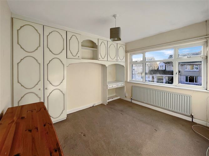 Renvyle, 14 Iona Drive, North Circular Road, Limerick