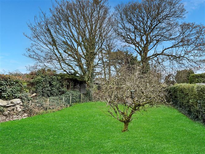 Renvyle, 14 Iona Drive, North Circular Road, Limerick