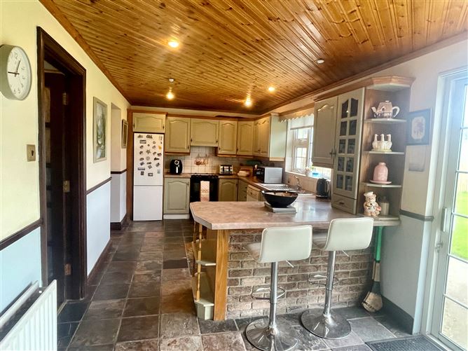 Ballaghboy, Quin Road, Ennis, Clare