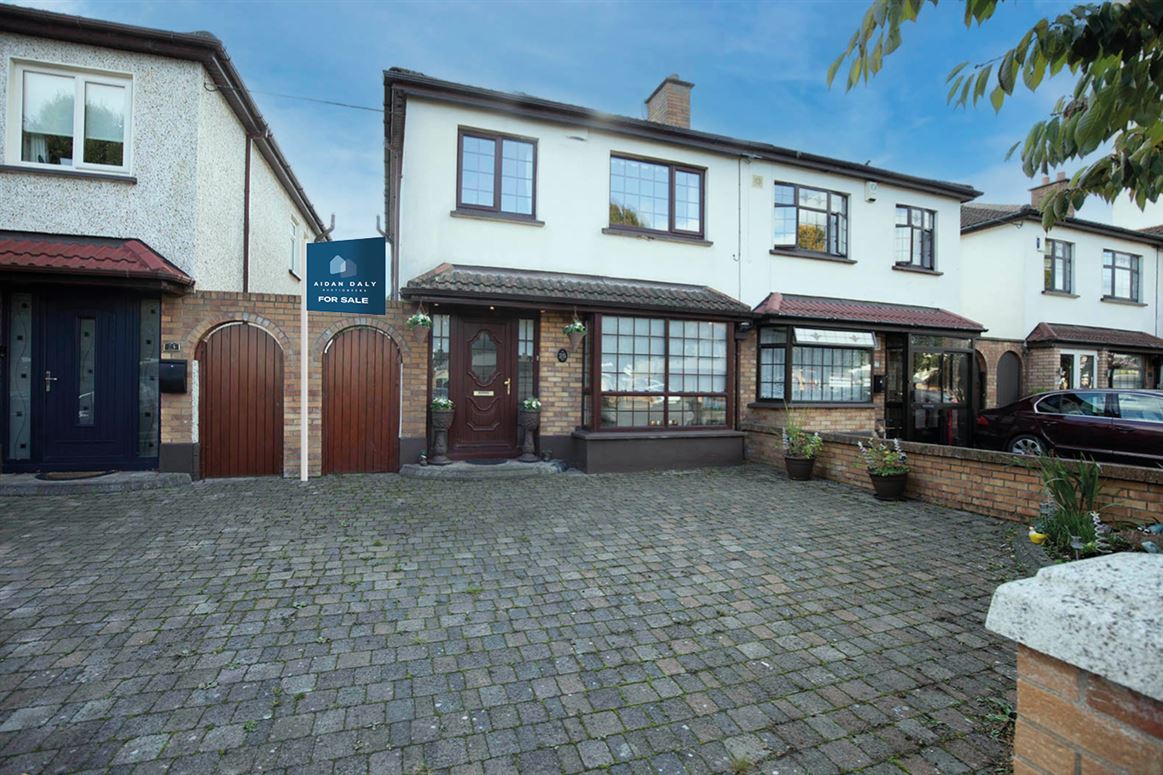 25, Oak Green, Royal Oak, Santry, Dublin 9