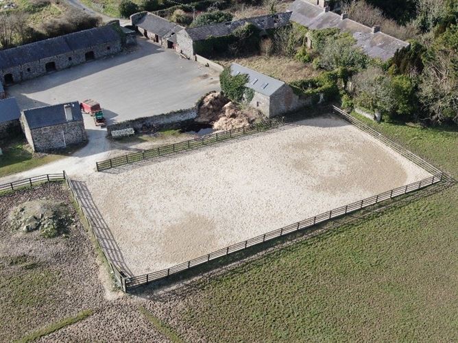 Hazelwood Stables, Ballycronigan, Kilrane, Rosslare Harbour, Co. Wexford