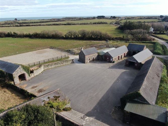 Hazelwood Stables, Ballycronigan, Kilrane, Rosslare Harbour, Co. Wexford