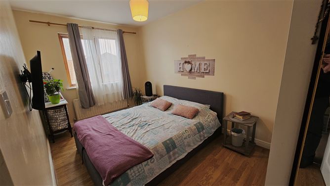 15 Russell Lawns, Tallaght, Dublin 24
