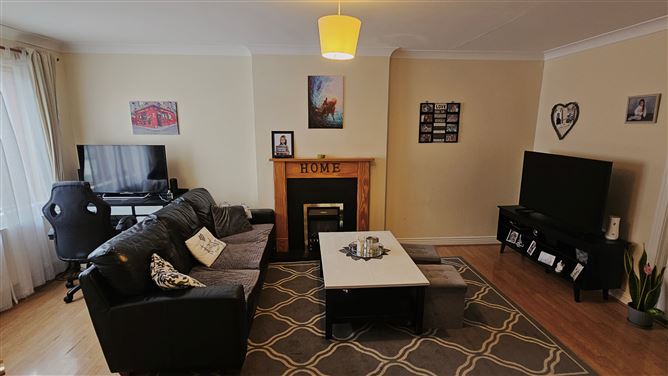 15 Russell Lawns, Tallaght, Dublin 24