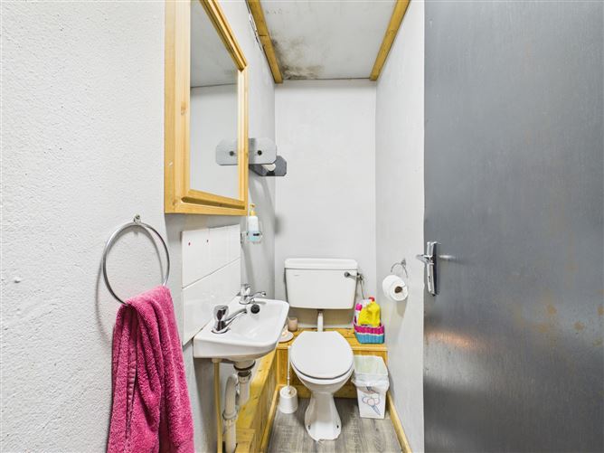 73 Johnstown, Waterford