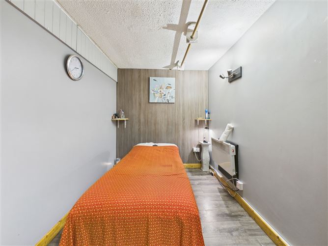 73 Johnstown, Waterford