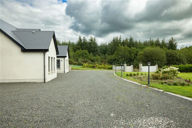 Photo 38 of 47 — Coose, Tullynahinera, Castleblayney, Monaghan