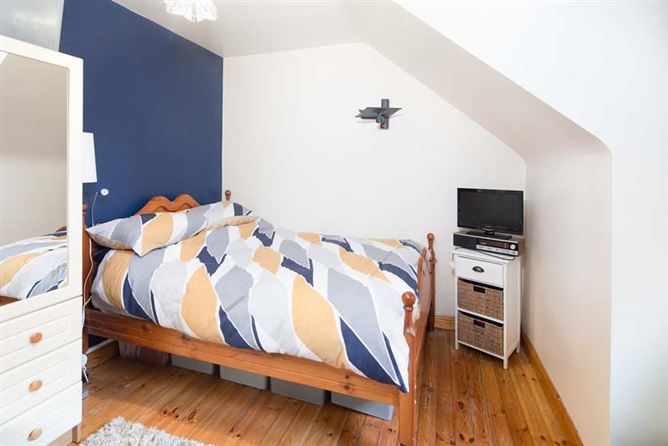 Cobh Cross, Carrigtwohill, Cork