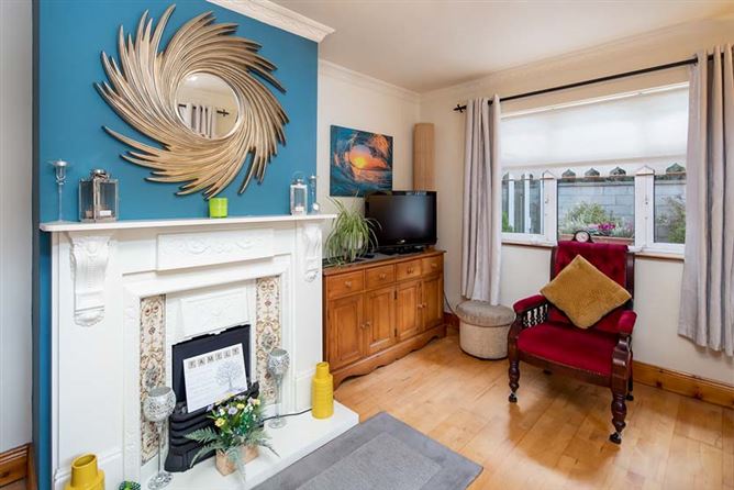 Cobh Cross, Carrigtwohill, Cork