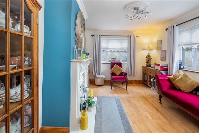 Cobh Cross, Carrigtwohill, Cork