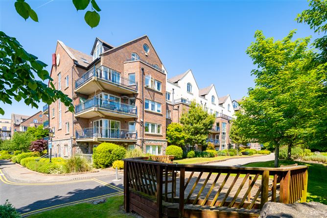221 Gracepark Manor, Drumcondra, Dublin 9