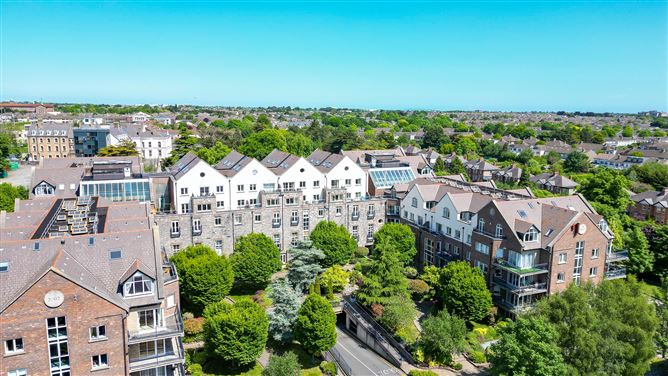 221 Gracepark Manor, Drumcondra, Dublin 9