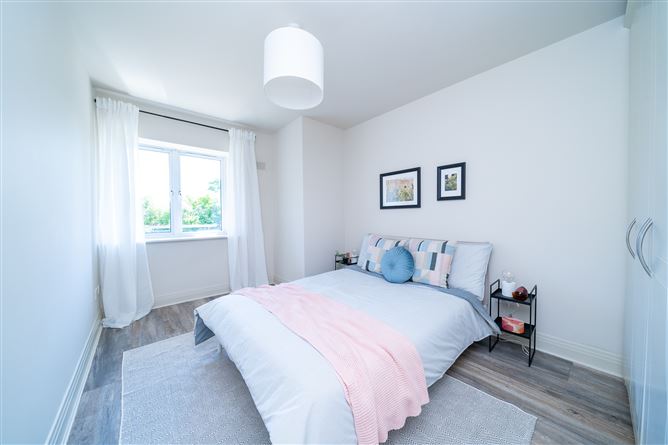 221 Gracepark Manor, Drumcondra, Dublin 9