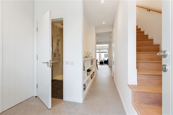 83 Heytesbury Lane, Ballsbridge,   Dublin 4
