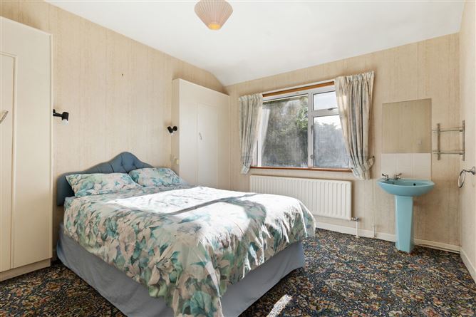 70 Hazelbrook Road, Terenure, Dublin 6W