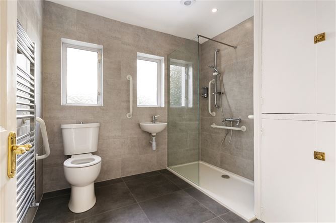 70 Hazelbrook Road, Terenure, Dublin 6W