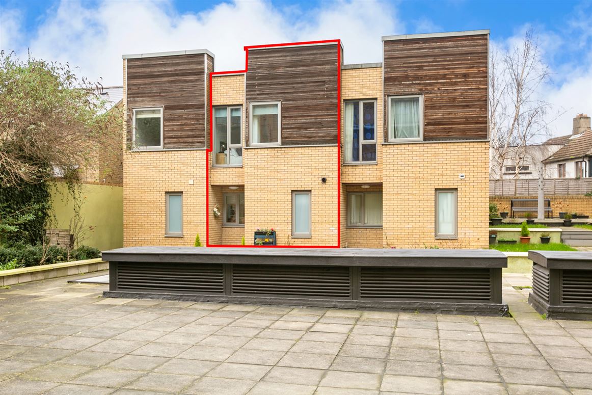 48 McGoverns Corner, The Coombe, Dublin Felicity Fox Estate Agents