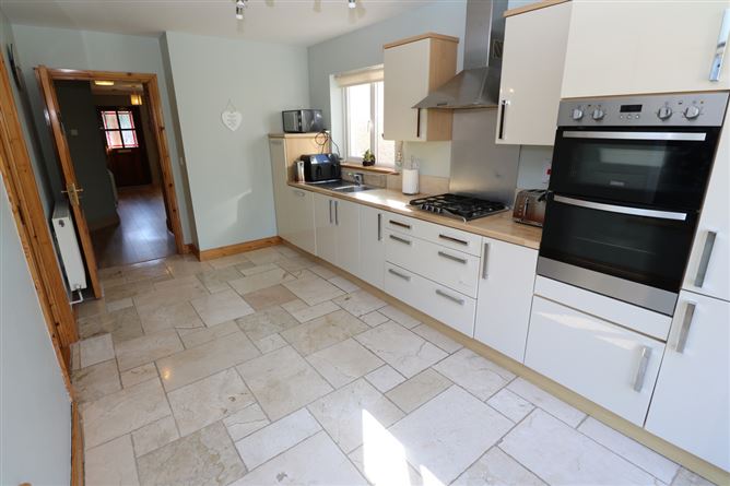 5 Castlemartin Drive , Bettystown, Meath