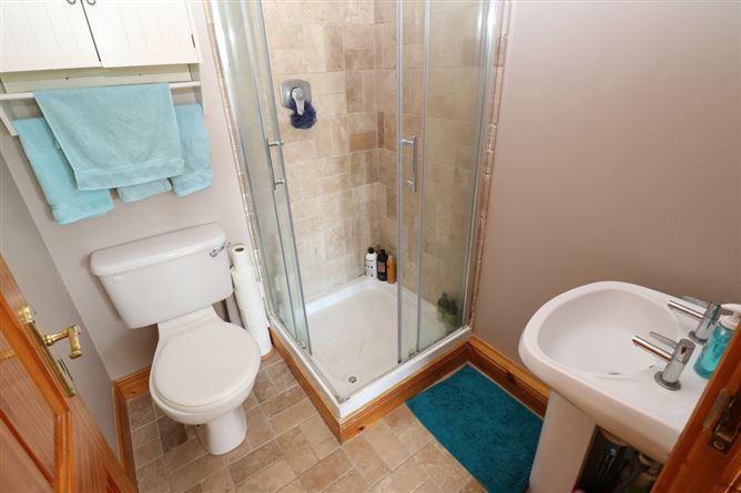 5 Castlemartin Drive , Bettystown, Meath