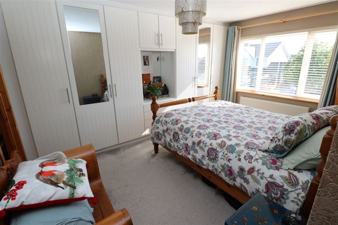 5 Castlemartin Drive , Bettystown, Meath