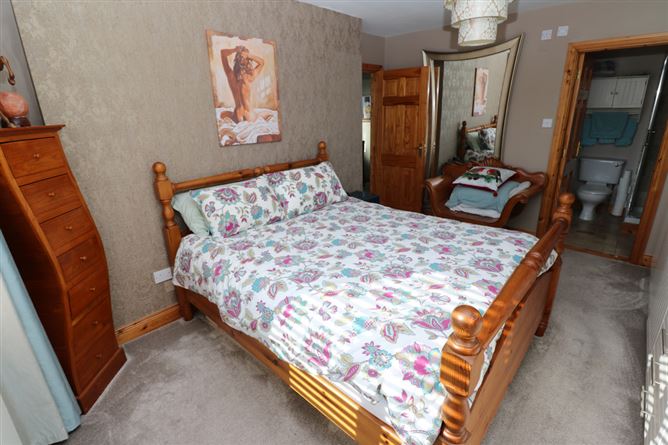 5 Castlemartin Drive , Bettystown, Meath