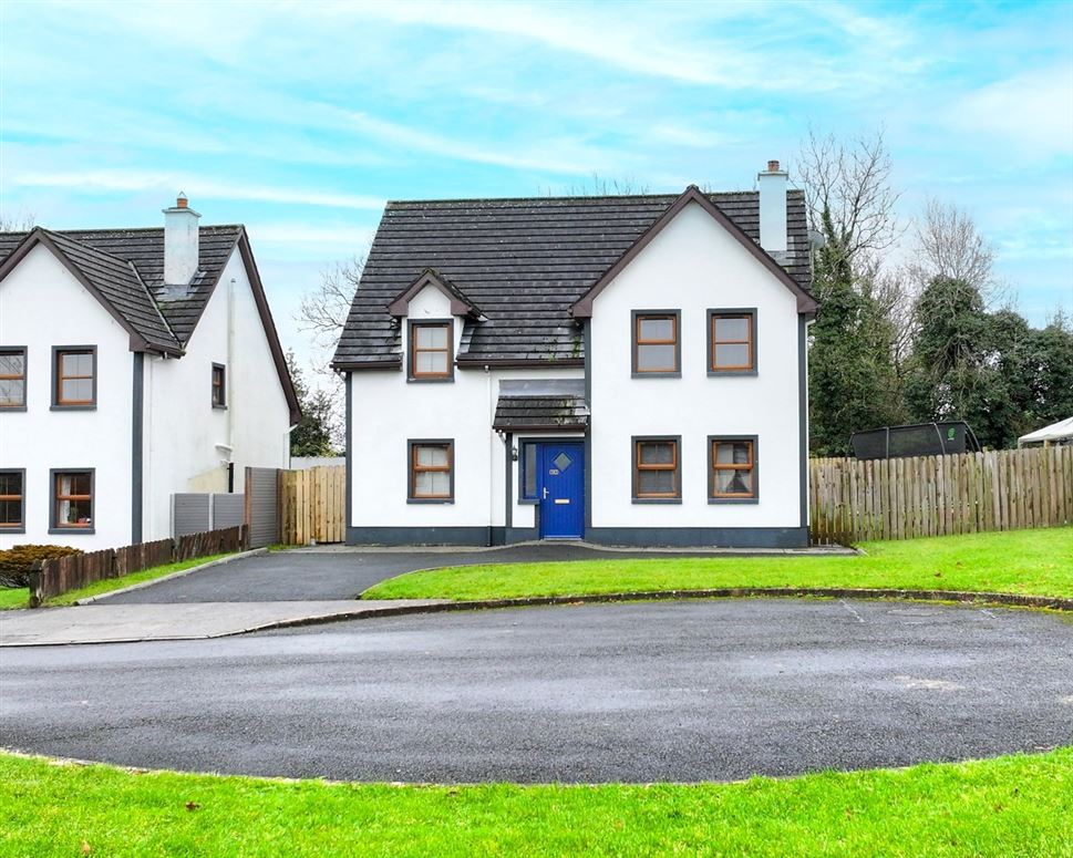 32 Sliabh Cairbe, Drumlish, Longford