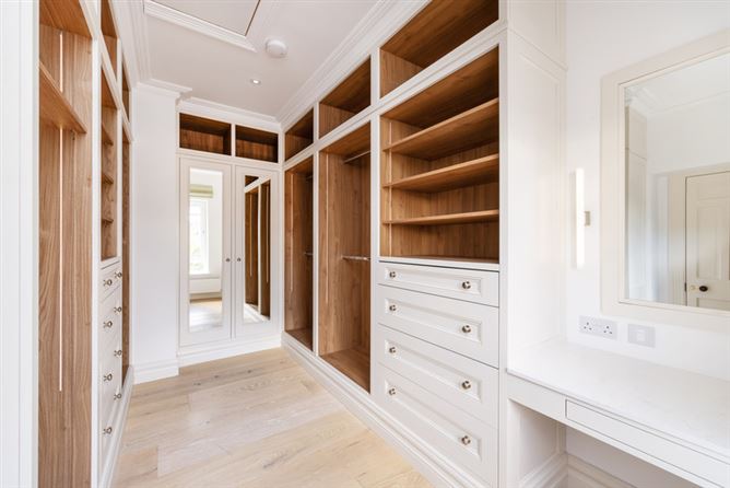 Thalassa, Ceanchor Road, Baily, Howth, Co. Dublin, Dublin 13