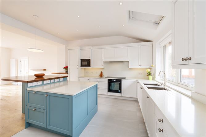 Thalassa, Ceanchor Road, Baily, Howth, Co. Dublin, Dublin 13