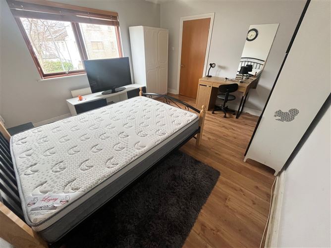 Hunters Court, Hunters Wood, Ballycullen, Dublin 24