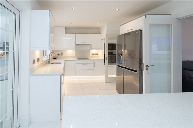 Photo 6 of 29 — 6 Castlegrange Green, Clondalkin, Dublin 22