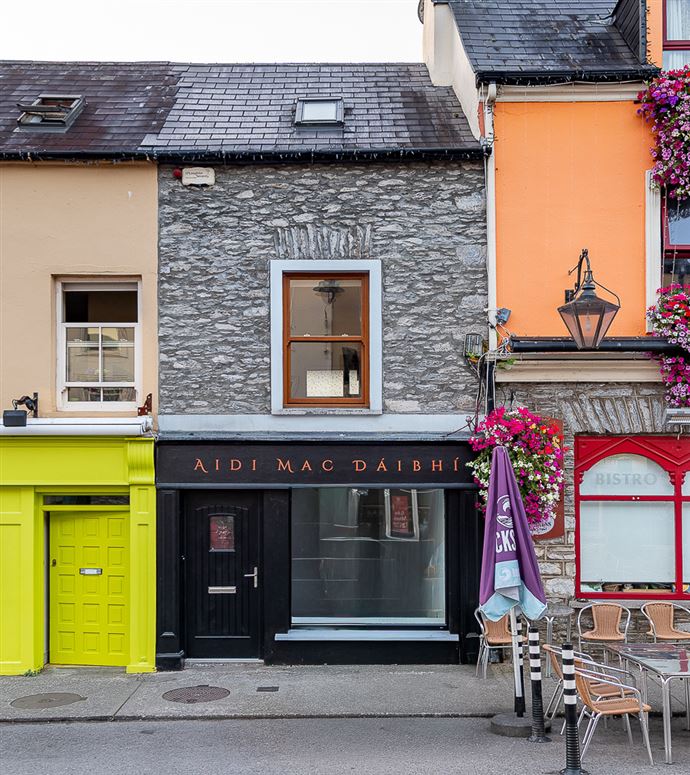 30 Henry Street, Kenmare, Co. Kerry, V93YX74