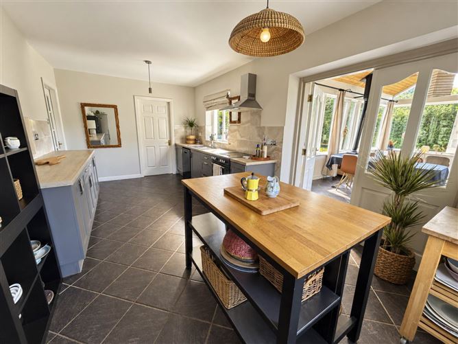 4 Primrose Gardens, Clarecastle, Ennis, County Clare