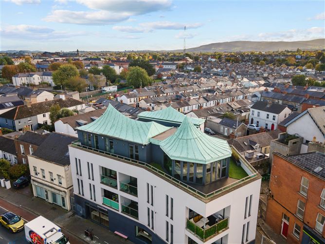 The Penthouse, 10 Grove Village, Grove Road, Rathmines, D06 PK85