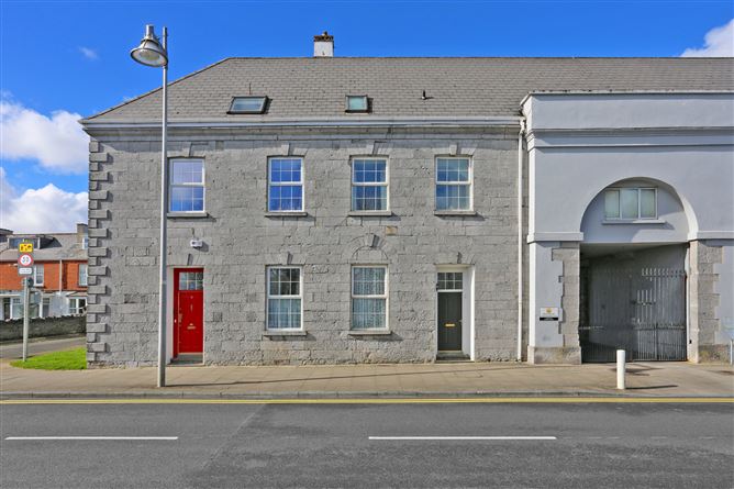 17 Castle Court, Clancy Strand, Limerick