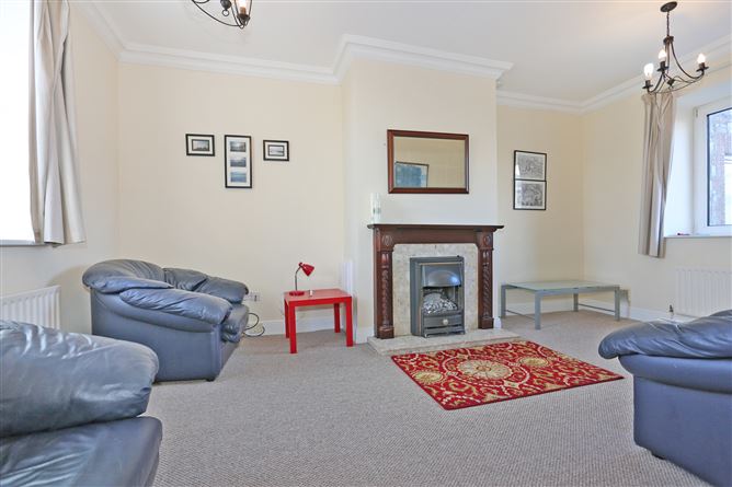 17 Castle Court, Clancy Strand, Limerick