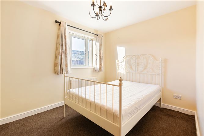 29 Cluain Shee, Aiken's Village, Sandyford, Dublin 18