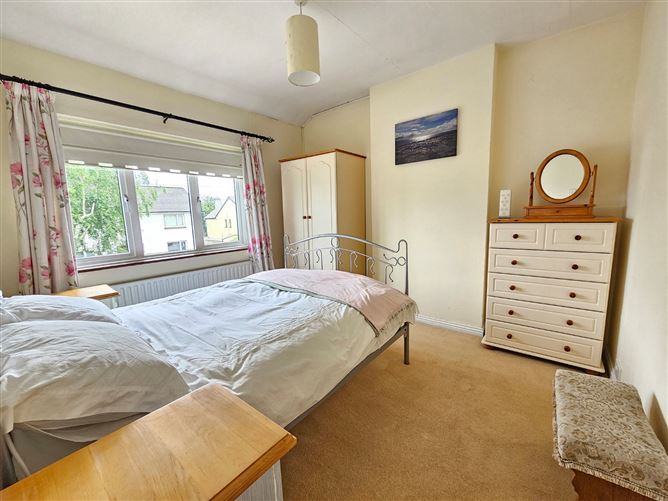 24 St Senans Road, Ennis, Co. Clare