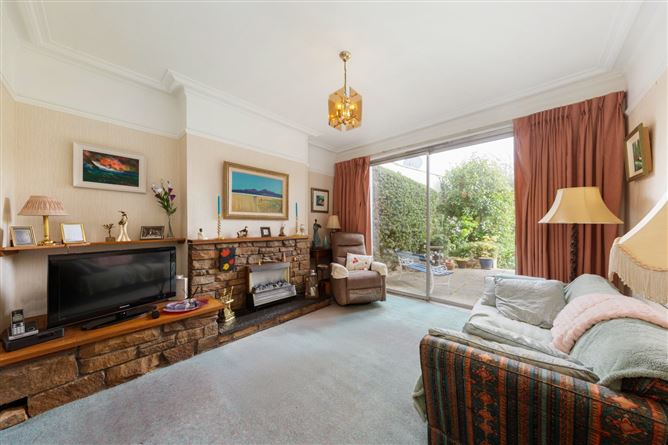 9 Lavarna Road, Terenure, Dublin 6W